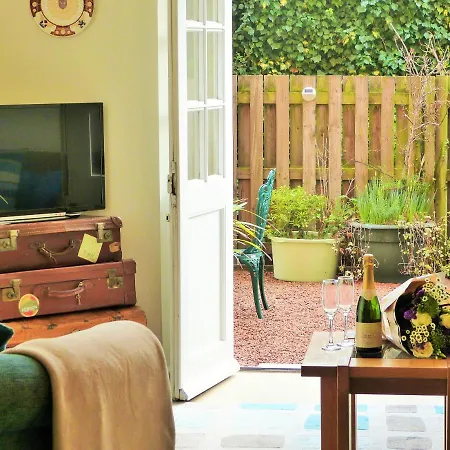 County House Retreat Apartment York